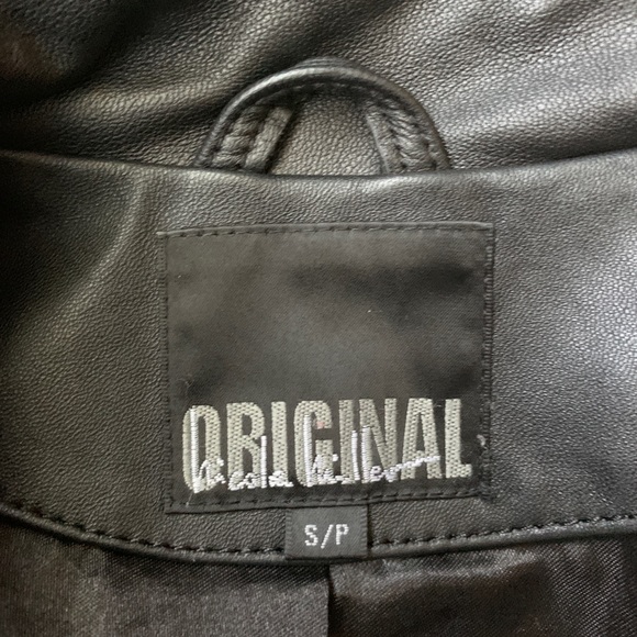 Trendy Black Leather Zip Jacket - Nicole Miller - Picture 3 of 5